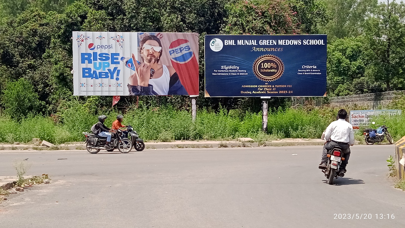 Badrinath route advertising support